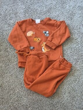 Australia Animal Rust Orange Kids Sweatshirt & Jogger Set with Animal Patches